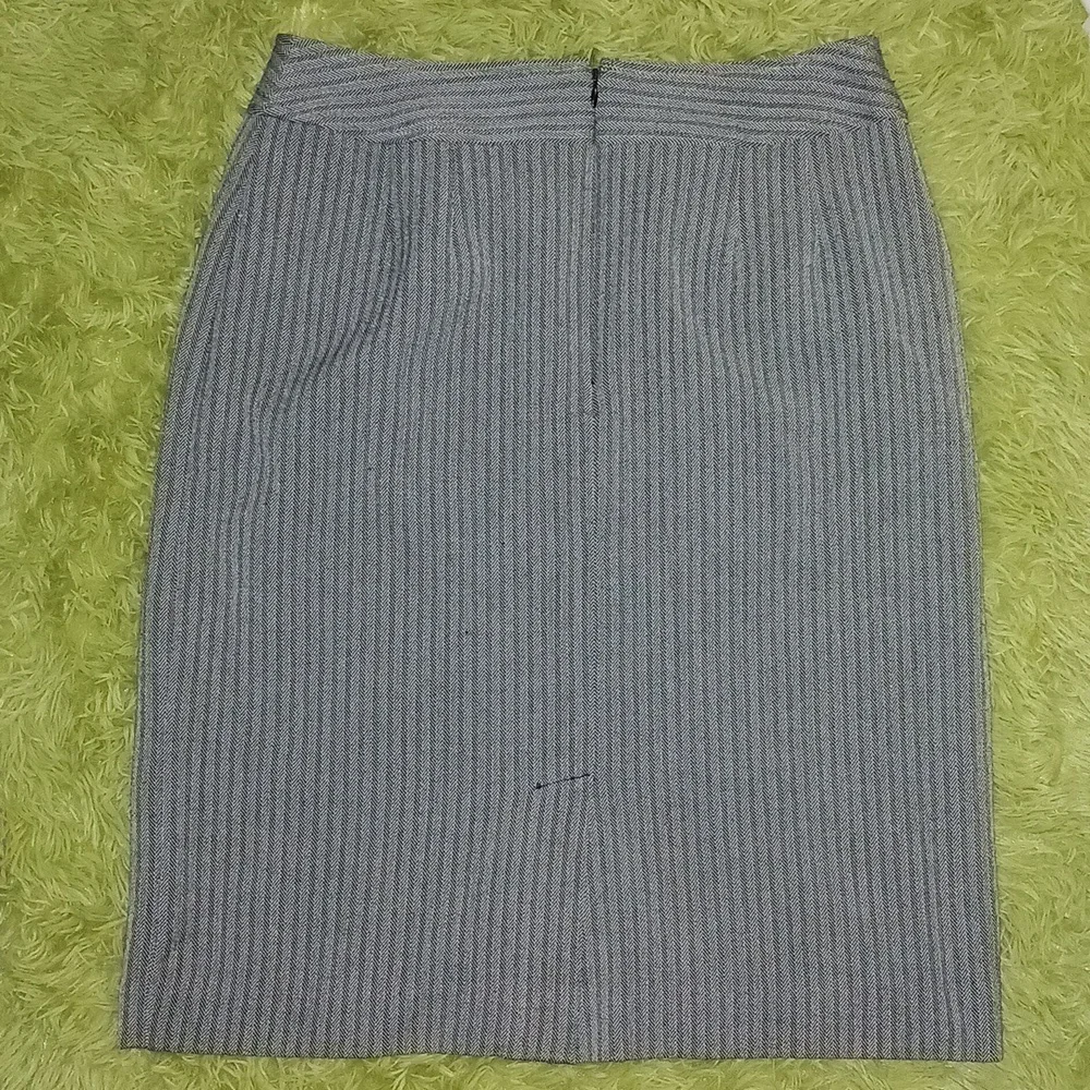 Madison Studio Tweed‎ pencil skirt inner lining | Size 8